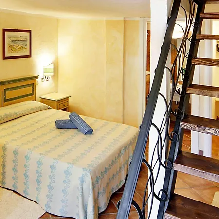 Colonna Du Golf 4*